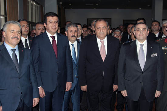 azerbaycan milli gunu 2016-Ahmet Arslan, Nihat Zeybekci, Mustafa Destici, Tugrul Turkes, Faig Bagirov