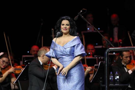 limak filarmoni orkestrasi limak 50 yil konseri Angela Gheorghiu murat karahan