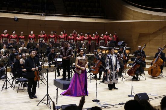 Batavia Madrigal Singers 40 uluslararasi ankara muzik festivali CSO ADA - mayatta