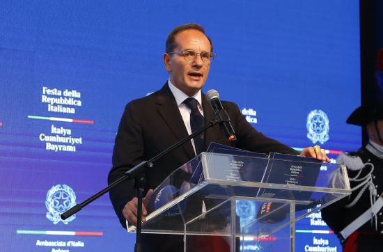 italyanin ankara buyukelcisi giuseppe manzo dunya kupasinda turkiyeye destek