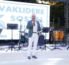 kavaklidere sosyal kulubu yaza merhaba partisi 2026 ali mete