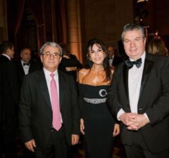 American Turkish Society- amerikan turk cemiyeti egitime destek ve es baskanlik degisimi mayatta haber
